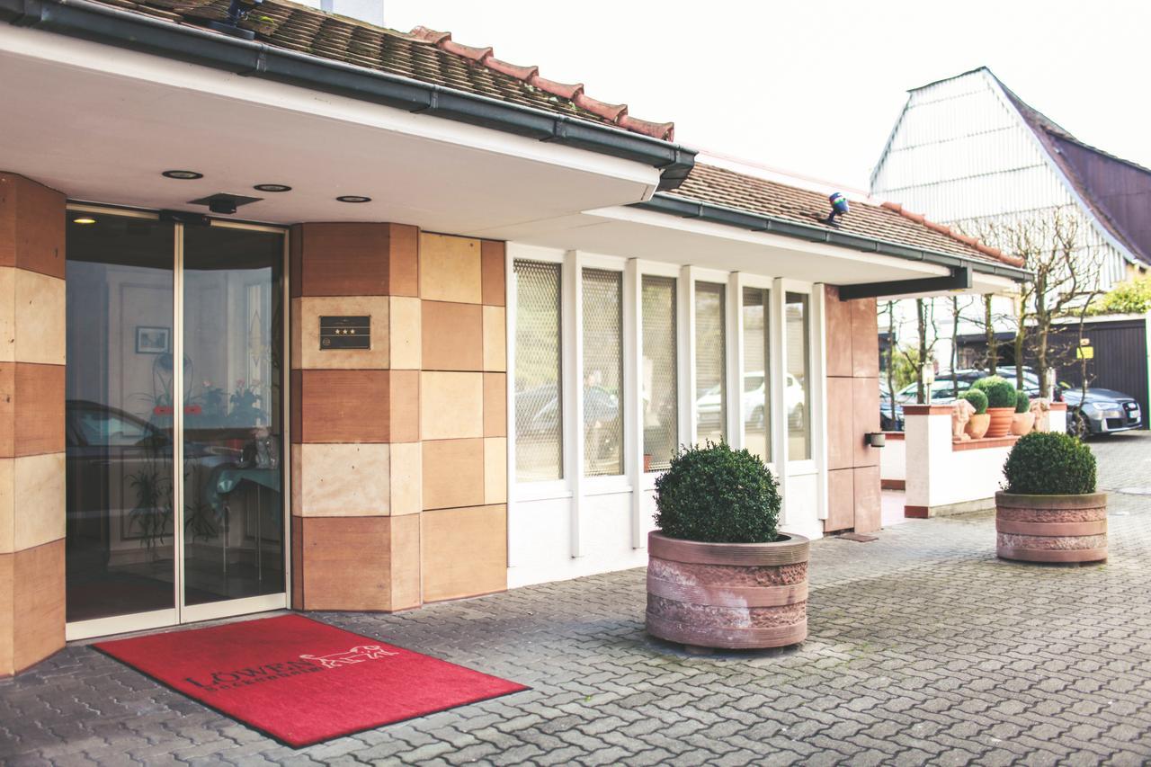 Hotel Loewen-Seckenheim Mannheim Bagian luar foto